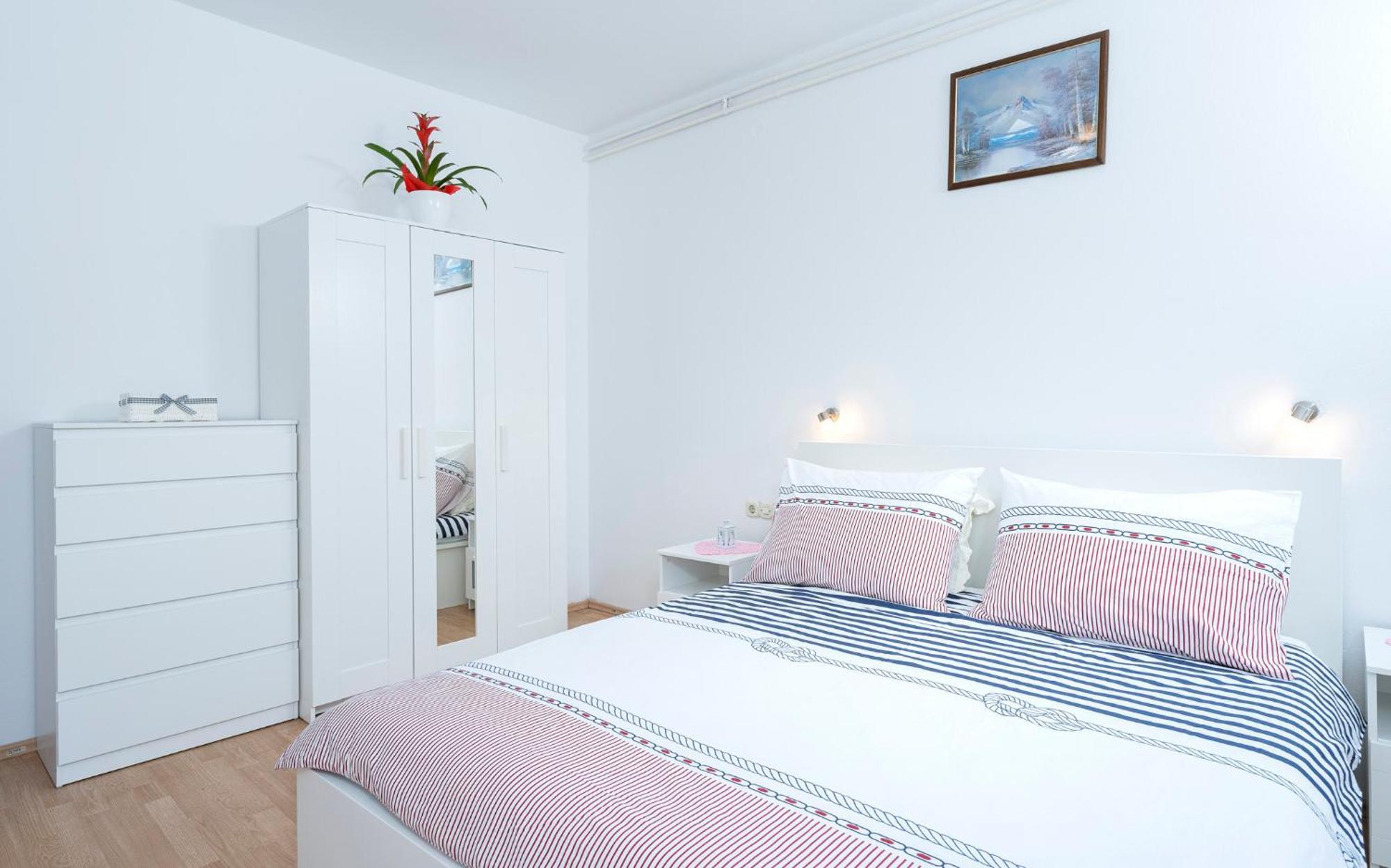 Apartments Draganic เยลซา ภายนอก รูปภาพ