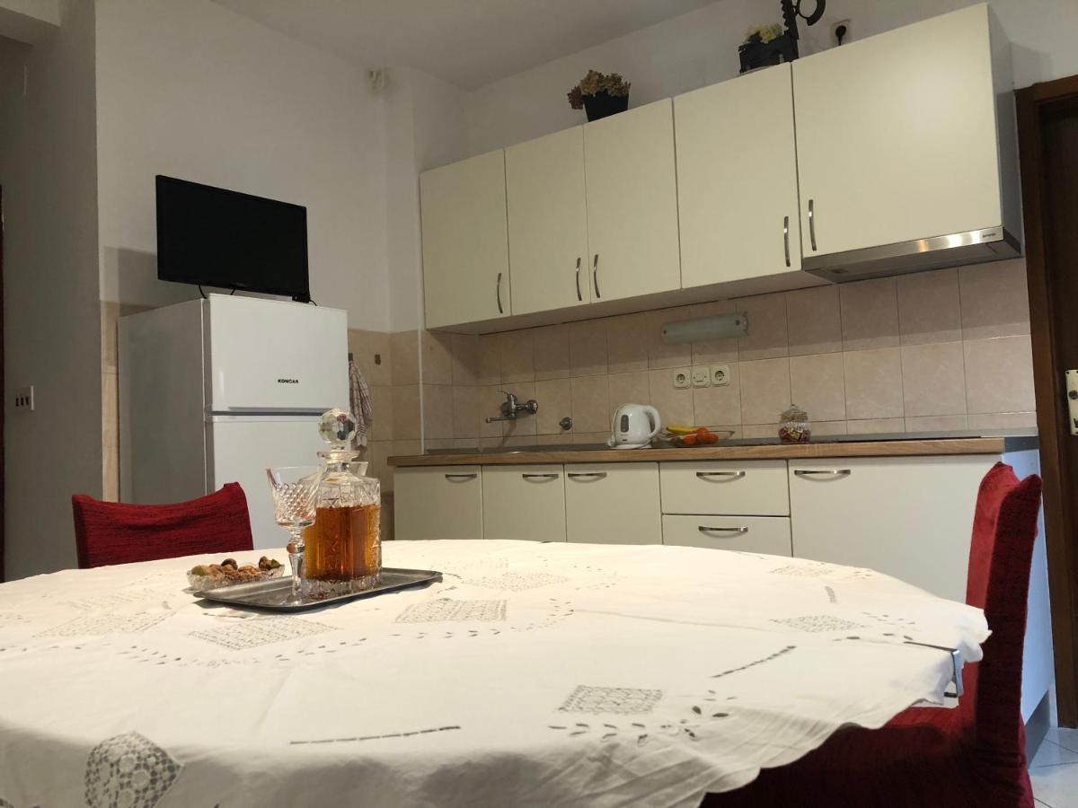 Apartments Draganic เยลซา ภายนอก รูปภาพ
