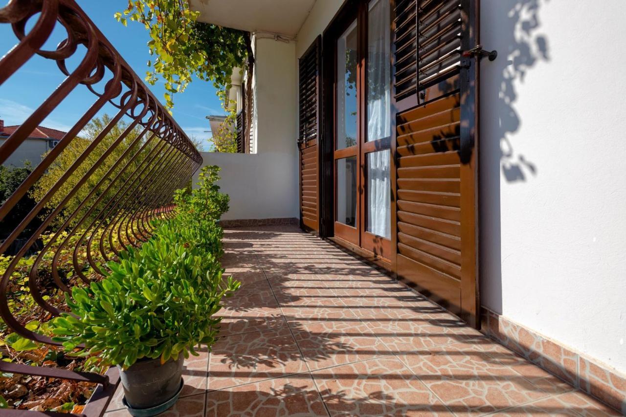 Apartments Draganic เยลซา ภายนอก รูปภาพ